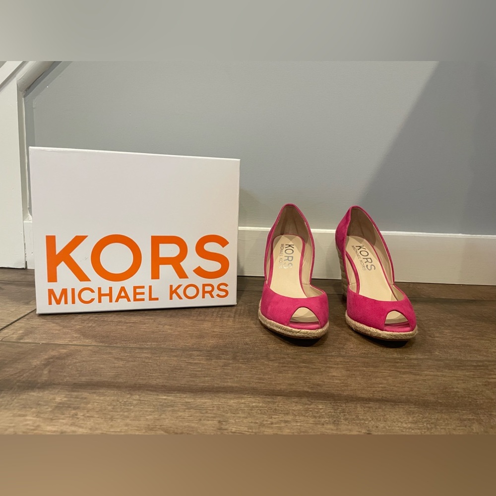 KORS Michael Kors - Vail Suede Wedge Pumps  in Peony. Pre-owned.